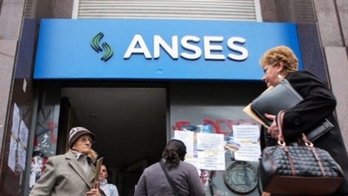  El Gobierno confirmó un bono de $70.000 para jubilados y pensionados en agosto