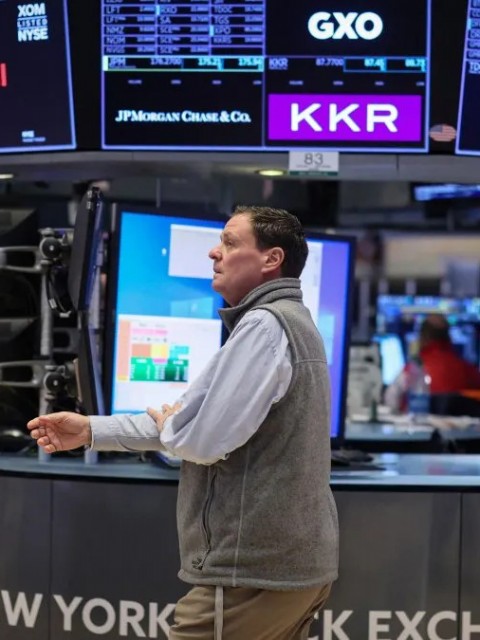 El riesgo país cayó por debajo de los 700 puntos, su nivel más bajo desde febrero de 2019