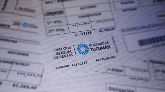 Rentas advirtió a los comerciantes que no se puede cobrar extras en operaciones electrónicas