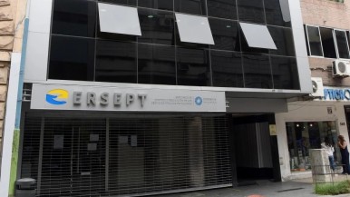 Duras críticas a ERSEPT tras los masivos cortes de luz en Tucumán