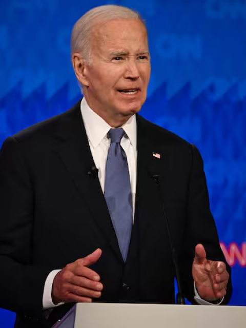 Los Republicanos exigieron la renuncia de Biden y criticaron a su candidata