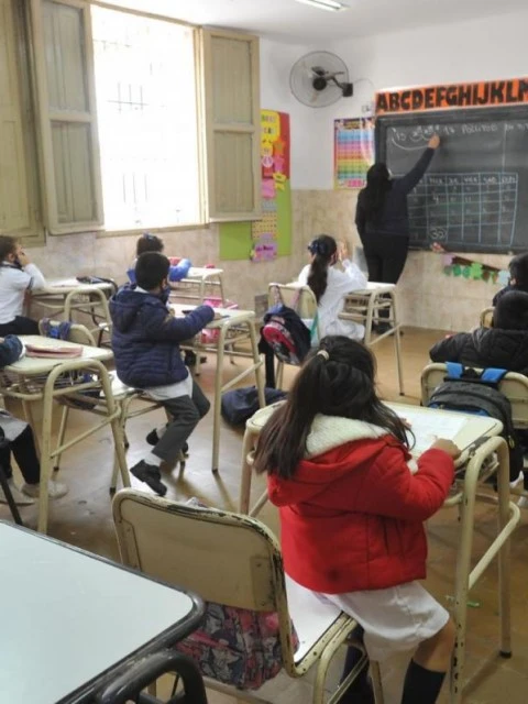 Tucumán implementará la jornada completa de siete horas en 61 escuelas