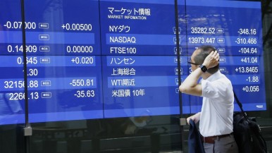 Por qué se dio el lunes negro en los mercados internacionales: la peor caída desde los años 80