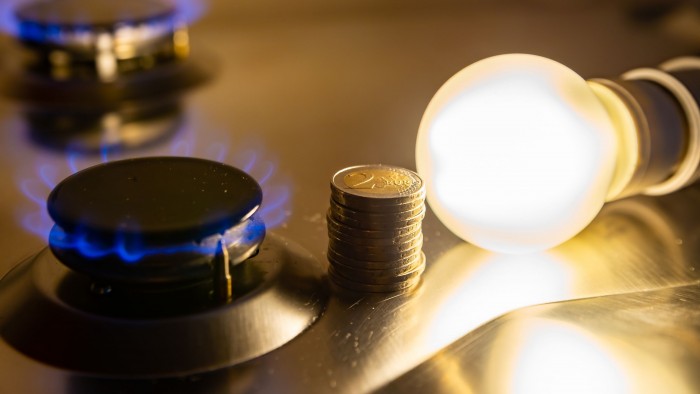 El Gobierno retrasa la quita de subsidios a tarifas de luz y gas hasta mayo: el nuevo esquema que se aplicará