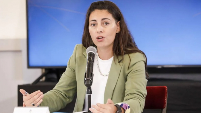 La exministra de las Mujeres negó que Fabiola Yañez le haya mostrado fotos de los golpes