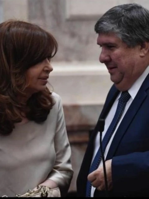 Internas en la oposición: una cumbre K para calmar las aguas entre Cristina y Mayans