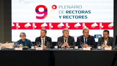 Rectores exigen el 1% del PBI para universidades y denuncian recortes en Ciencia