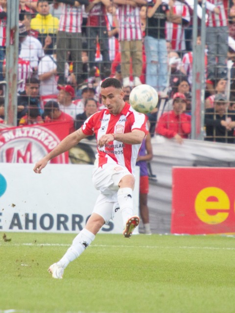San Martín venció 1-0 al Santo sanjuanino y es el único puntero de la Primera Nacional