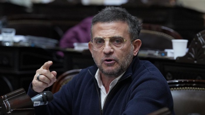 Jubilados: Cisneros criticó a los jueces que decidieron enviar el amparo a Mendoza
