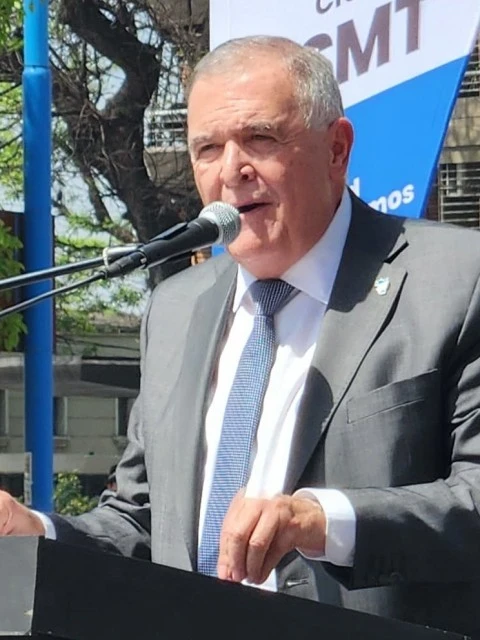 Jaldo se comprometió a incluir a la Capital en el reparto de nuevos colectivos