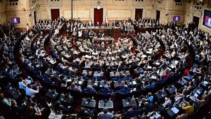 Comienza el debate del Presupuesto 2025: tensión por la ausencia de Caputo