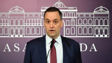 El Gobierno tomará examen de idoneidad a 40.000 empleados estatales