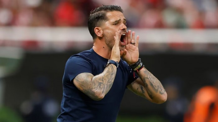 Gago en los últimos preparativos para llegar a Boca oficialmente