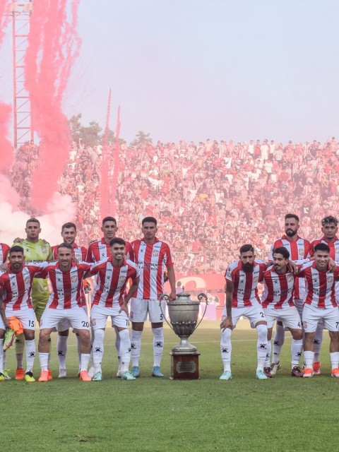 San Martín con la mirada puesta en la final recibe a Racing de Córdoba: horario y formaciones
