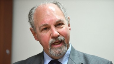 En medio de las internas en Cancilerría, se va un diplomático clave