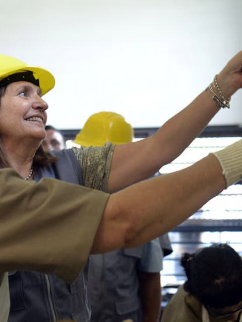 Patricia Bullrich lanzó "Manos a la Obra": un programa para que todos los presos trabajen en las cárceles
