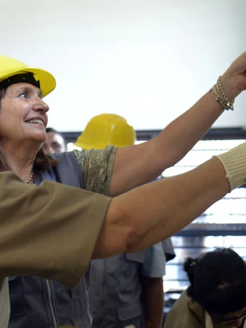 Patricia Bullrich lanzó "Manos a la Obra": un programa para que todos los presos trabajen en las cárceles