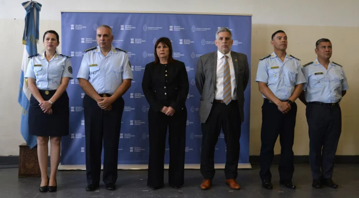 Patricia Bullrich lanzó "Manos a la Obra": un programa para que todos los presos trabajen en las cárceles