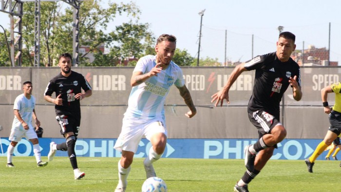 Atlético perdió 2-0 contra Riestra en el Bajo Flores