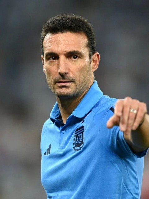 Scaloni celebró la goleada ante Brasil y le respondió a Raphinha