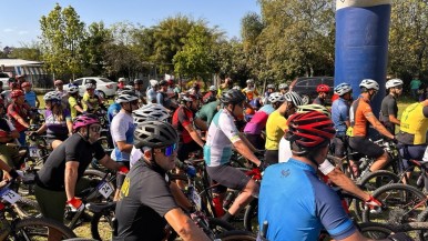 "Bordeando Las Yungas": más de 80 ciclistas participaron de la carrerra en Tucumán