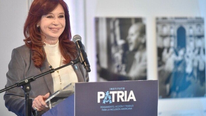 Cristina Kirchner se reúne con los militantes en el Instituto Patria