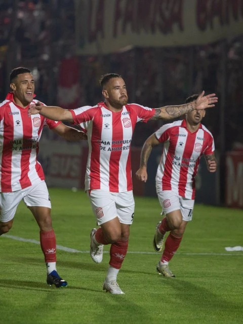 San Martín ganó 2-0 a San Telmo y está en semifinales del Reducido.