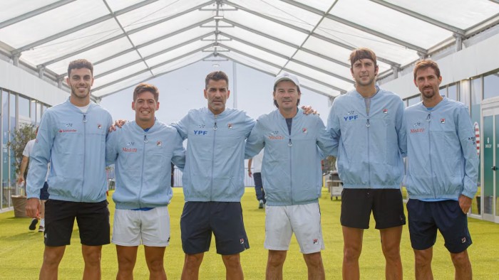 Copa Davis: la Argentina ganó uno, perdió otro y ahora definirá el pase a la semifinal en el dobles