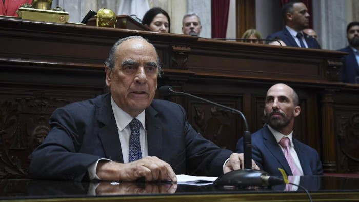 El Gobierno presiona al Congreso para aprobar el acuerdo con el FMI: "Sería un delirio que no lo aprueben"