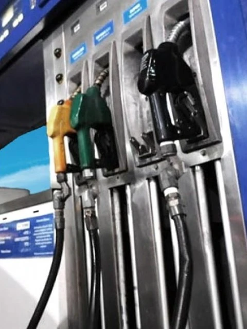 Nuevo aumento de combustibles en diciembre