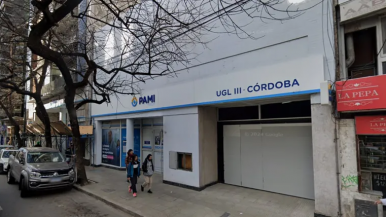 Un jubilado de Córdoba amenazó con prenderse fuego en el PAMI por no recibir medicamentos