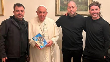 El Papa Francisco recibió en el Vaticano al "Pato" Fontanet, ex cantante de Callejeros