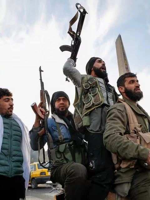 Cayó el gobierno en Siria: Al assad renunció y salió del país