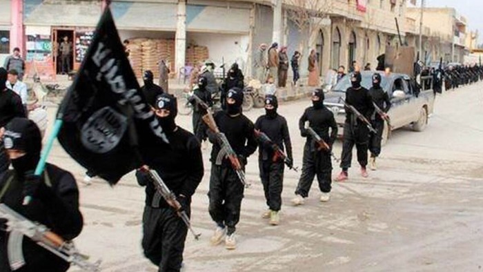 ISIS ejecuta a 54 soldados sirios mientras EE.UU. intensifica sus ataques