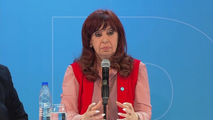  Cristina en su asunción como presidenta del PJ: "Hay una aceptación de la sociedad a un ajuste violento"