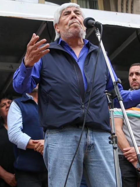 Hugo Moyano: "Si no dan el aumento que corresponde, vamos al paro"