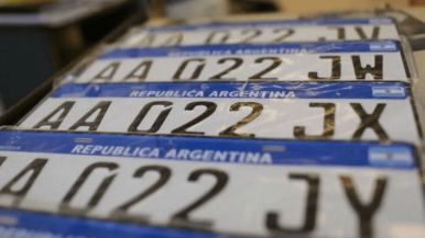 Cada vez hay más autos circulando sin patente en Argentina