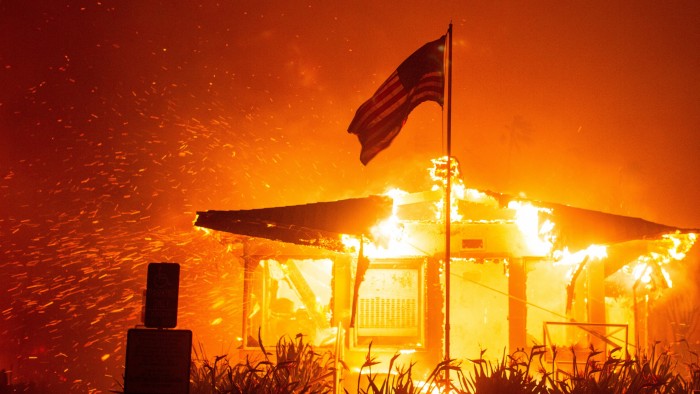 Tragedia en Los Ángeles: los incendios forestales dejaron 10 muertos y miles de evacuados