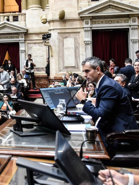 Milei convoca a sesiones extraordinarias sin asegurar votos clave