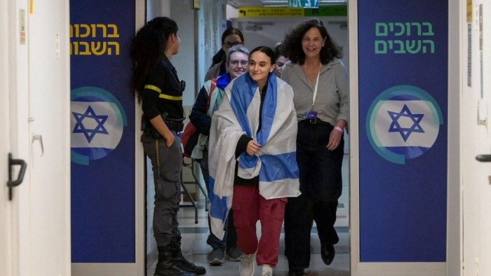 Habló una de las rehenes israelí liberada tras 471 días: "Soy más feliz que nunca"