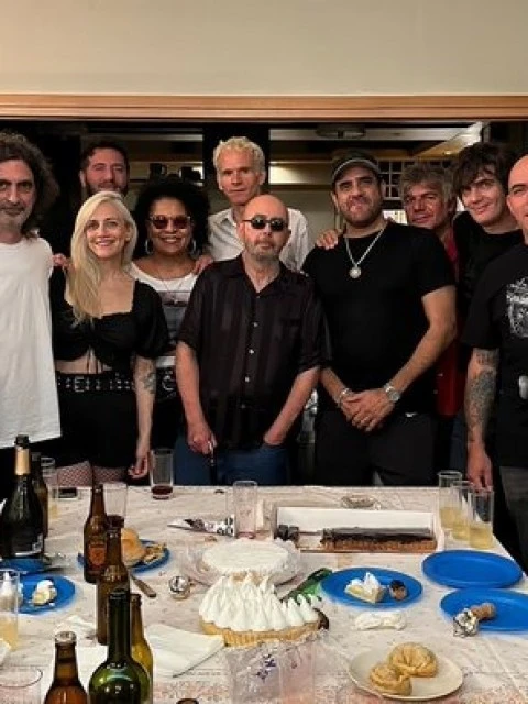 Indio Solari celebró sus 76 años con música y un mensaje inspirador