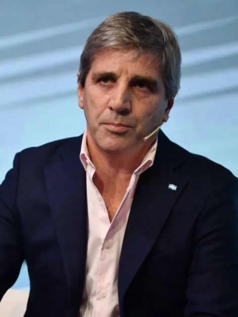 "Solo podemos con superávit fiscal": Caputo les respondió a los empresarios que piden impuestos bajos