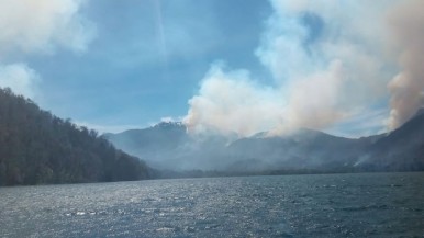 Más de 18 mil hectáreas devastadas por incendios en el Parque Nacional Nahuel Huapi