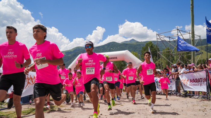 Bancarios denunciaron que la policía tucumana fue a hacer inteligencia a la maratón que organiza en Tafí del Valle