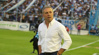 Lucas Pusineri vuelve a Atlético Tucumán y asumirá mañana como entrenador