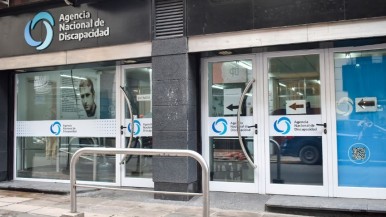 El Gobierno tildó de "idiotas" e "imbéciles" a personas con discapacidad en el Boletín Oficial