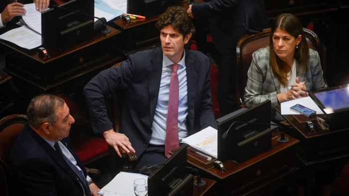 La oposición rechazó la designación de García-Mansilla en la Corte y apuntó contra Lijo
