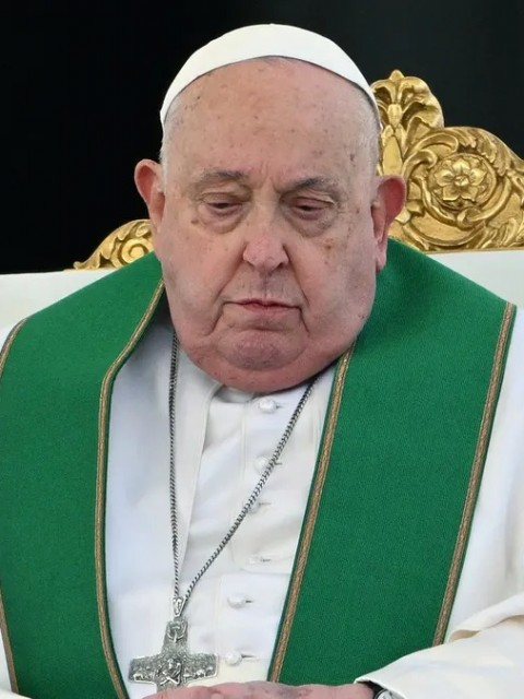 Empeoró la salud del papa Francisco: sufrió una nueva crisis respiratoria