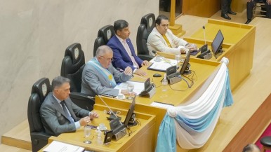 Osvaldo Jaldo inauguró el periodo de sesiones ordinarias de la Legislatura de Tucumán
