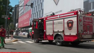 Explotó un cable de alta tensión: tuvieron que trasladar a un operario al hospital de emergencia